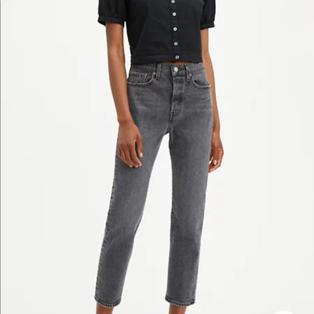Levi's Wedgie Skinny Jeans Distressed Black High Rise Button Fly 6/28
